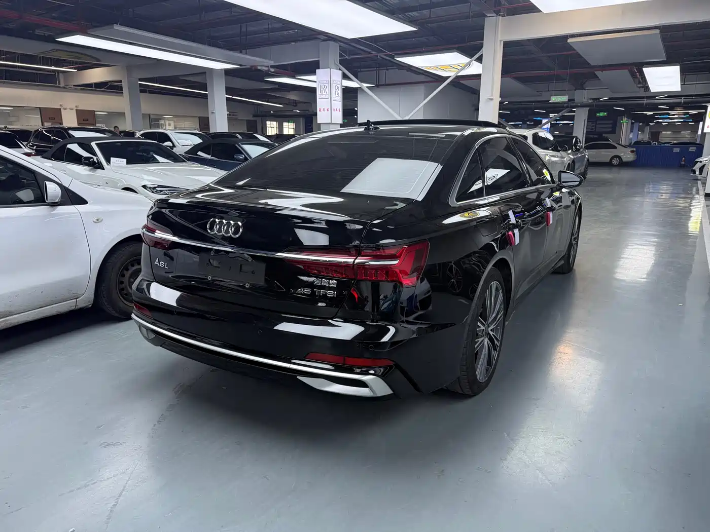 Audi A6L 2023 45 TFSI Premium Selection Dynamic фото 10
