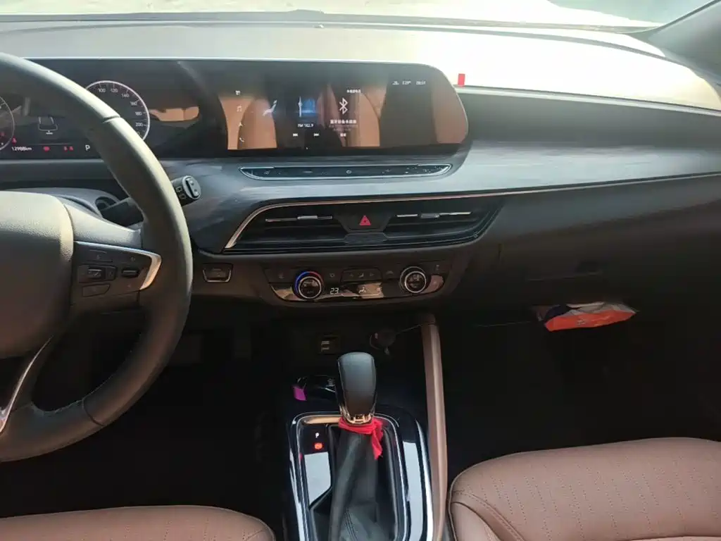 Buick GL6 2022 2021 323T Mild Hybrid Connected Luxury