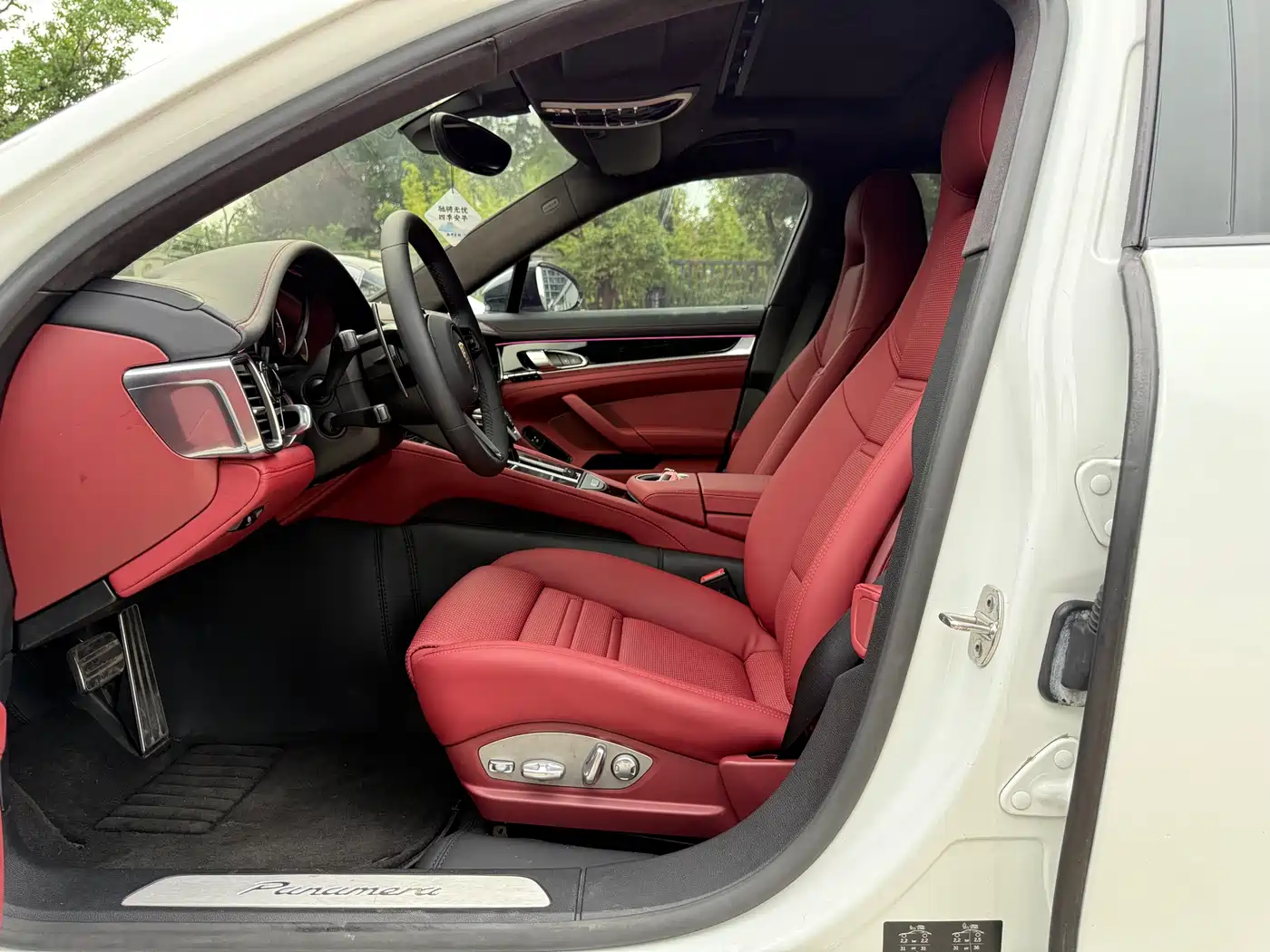 Porsche Panamera 2014 Panamera 3.0T фото 6