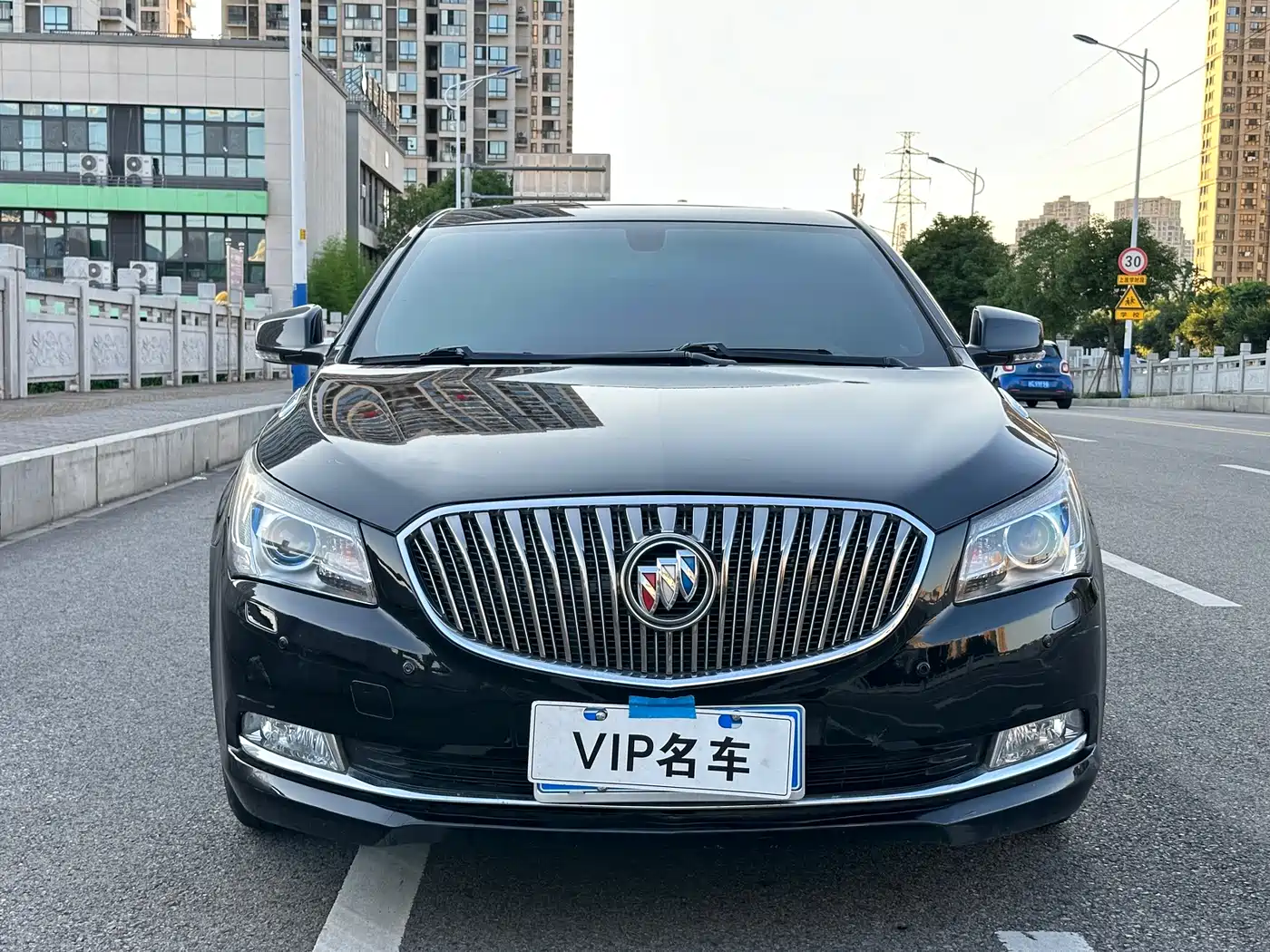 Buick LaCrosse 2016 20T Luxury фото 3