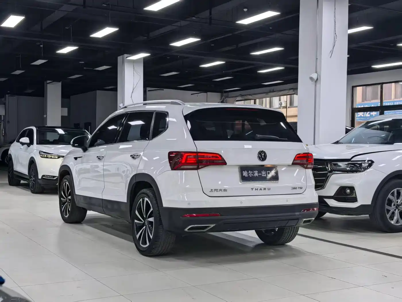 Volkswagen Tharu 2022 280TSI FWD Luxury Edition фото 22