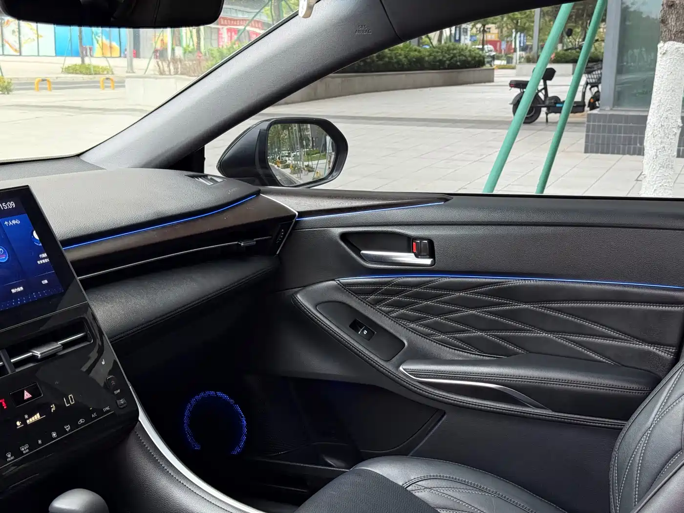 Toyota Avalon 2022 2.5L Touring Premium Edition фото 6