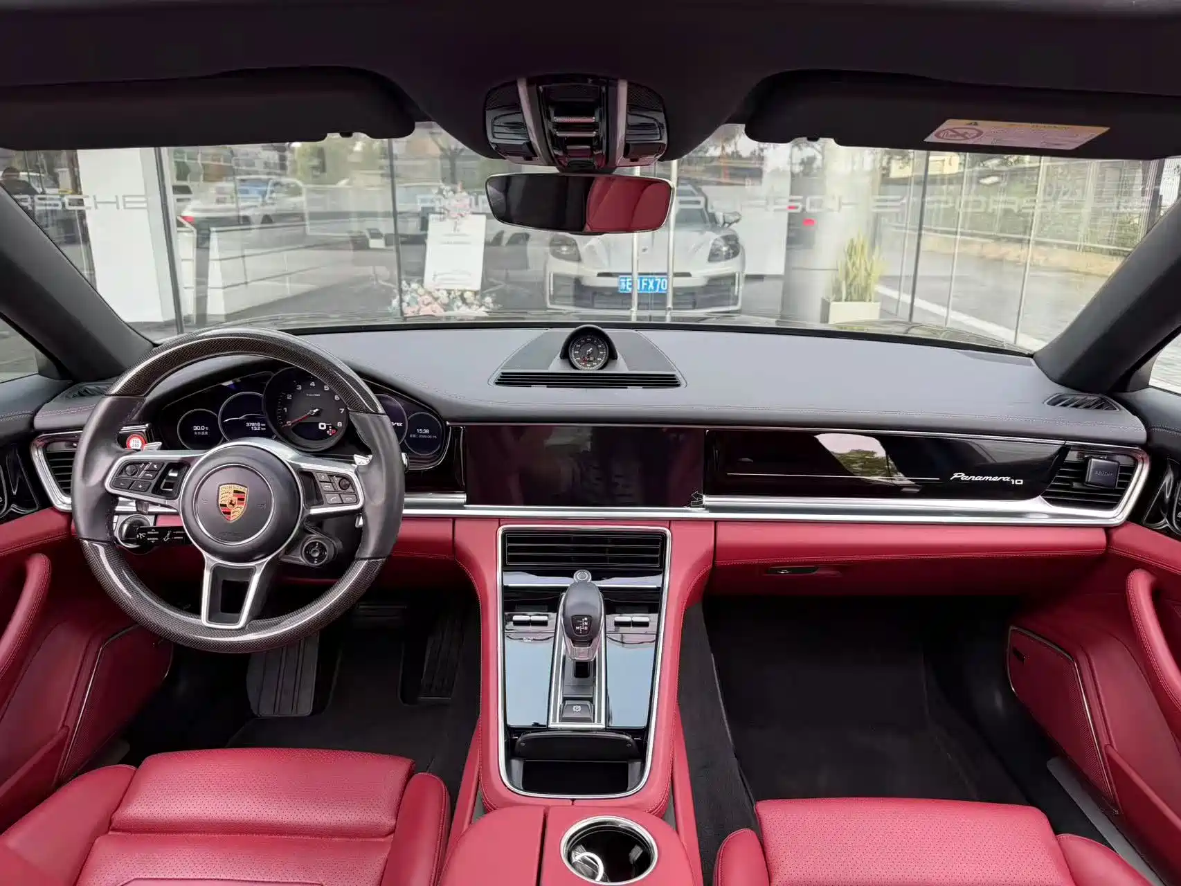 Фото 8 - Porsche Panamera