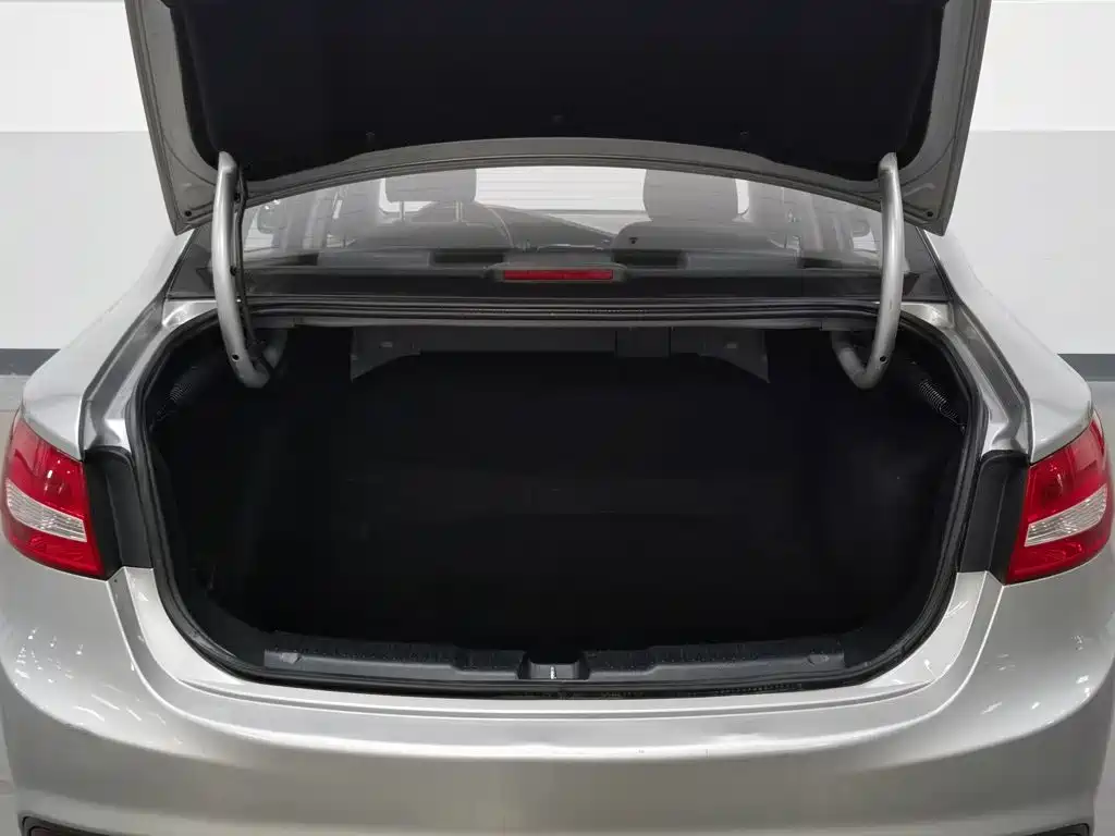 FAW Junpai A70 2017 2016 1.6L Automatic Base