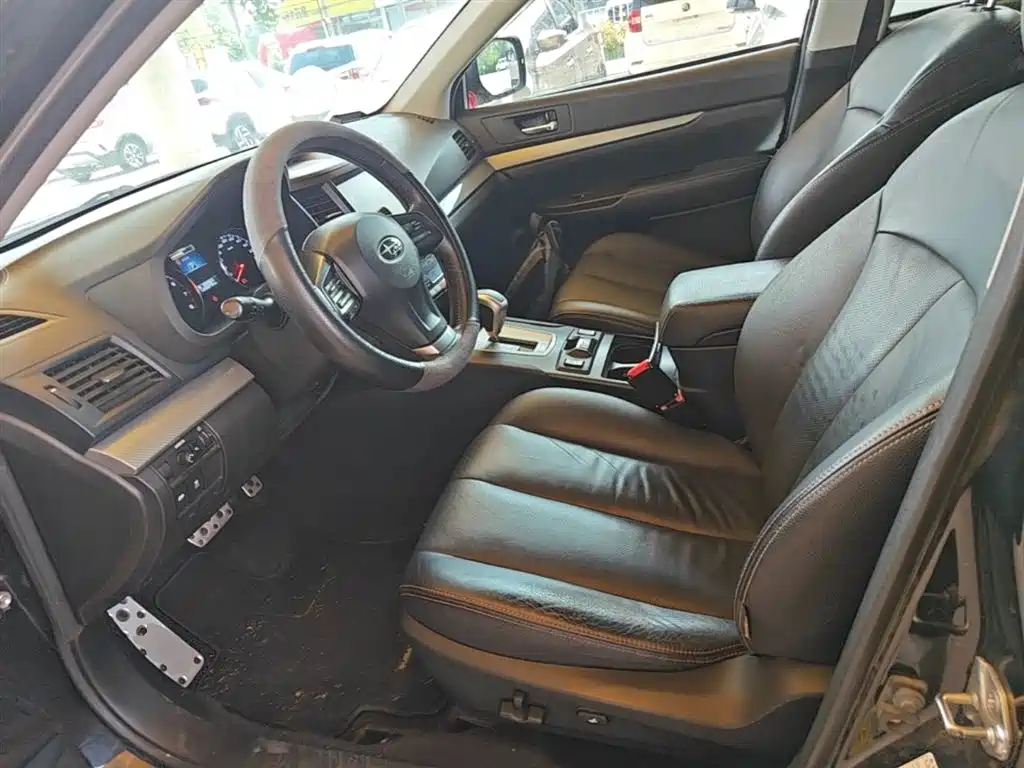 Subaru Outback 2014 2.5i Elegance Sport Edition фото 11