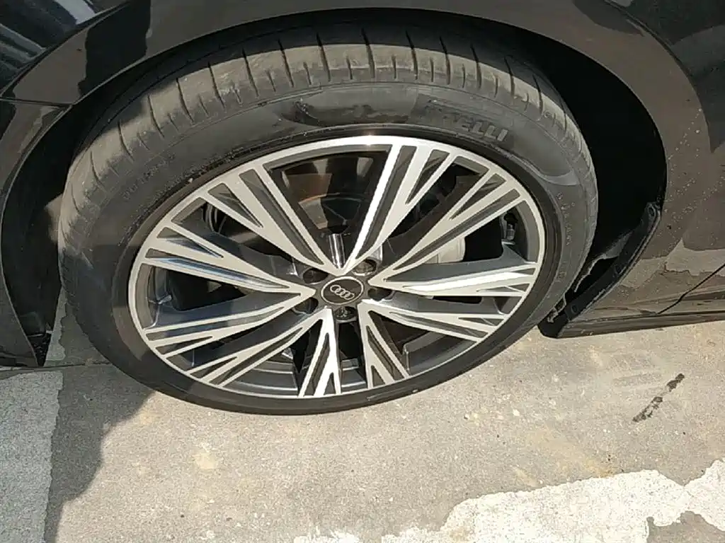 Audi A6L 2023 45 TFSI quattro Premium Dynamic фото 23