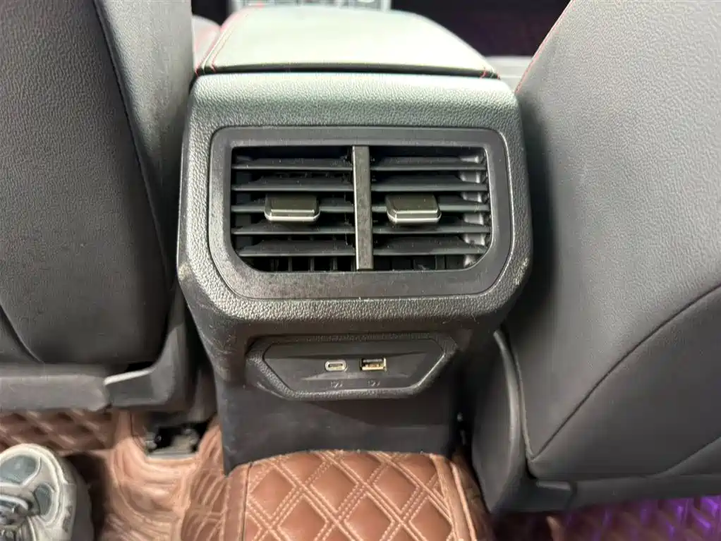 Volkswagen Lavida 2023 280TSI DSG Starlight Comfort Edition фото 15