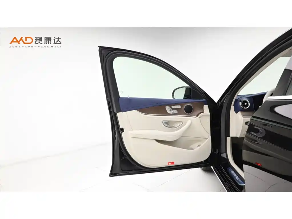 Mercedes-Benz E-Class 2021 E 300 L Fashion фото 10