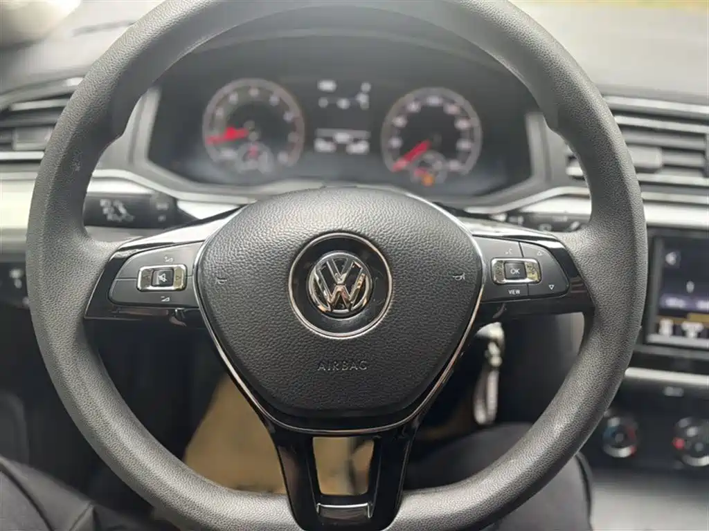 Volkswagen Lamando 2019 230TSI DSG Trend Edition China V фото 9