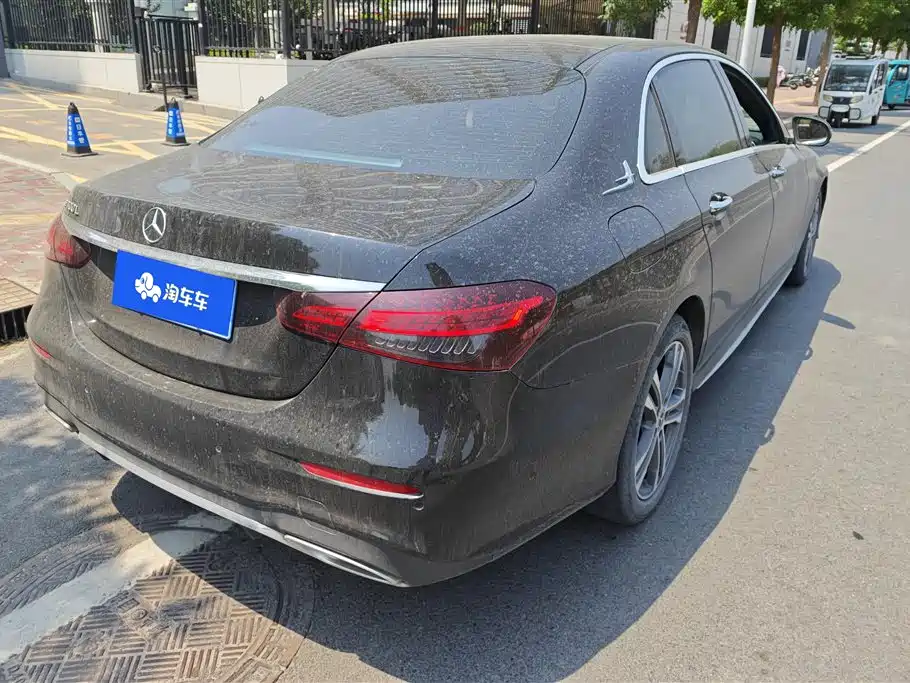 Mercedes-Benz E-Class 2022 E 260 L Sport фото 3