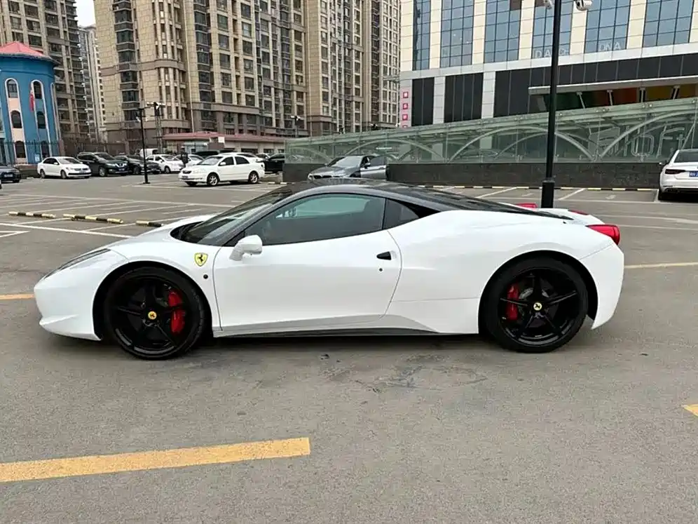 Ferrari 458 2013 2011 4.5L Italia