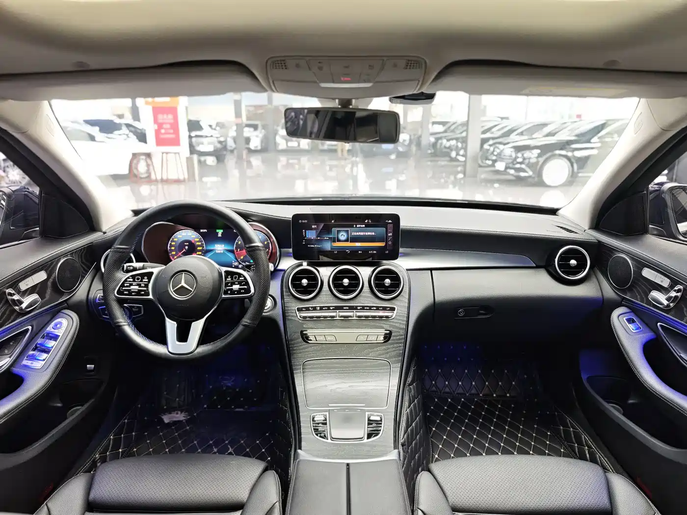Mercedes-Benz C-Class 2019 Facelift C 260 L Sport фото 12