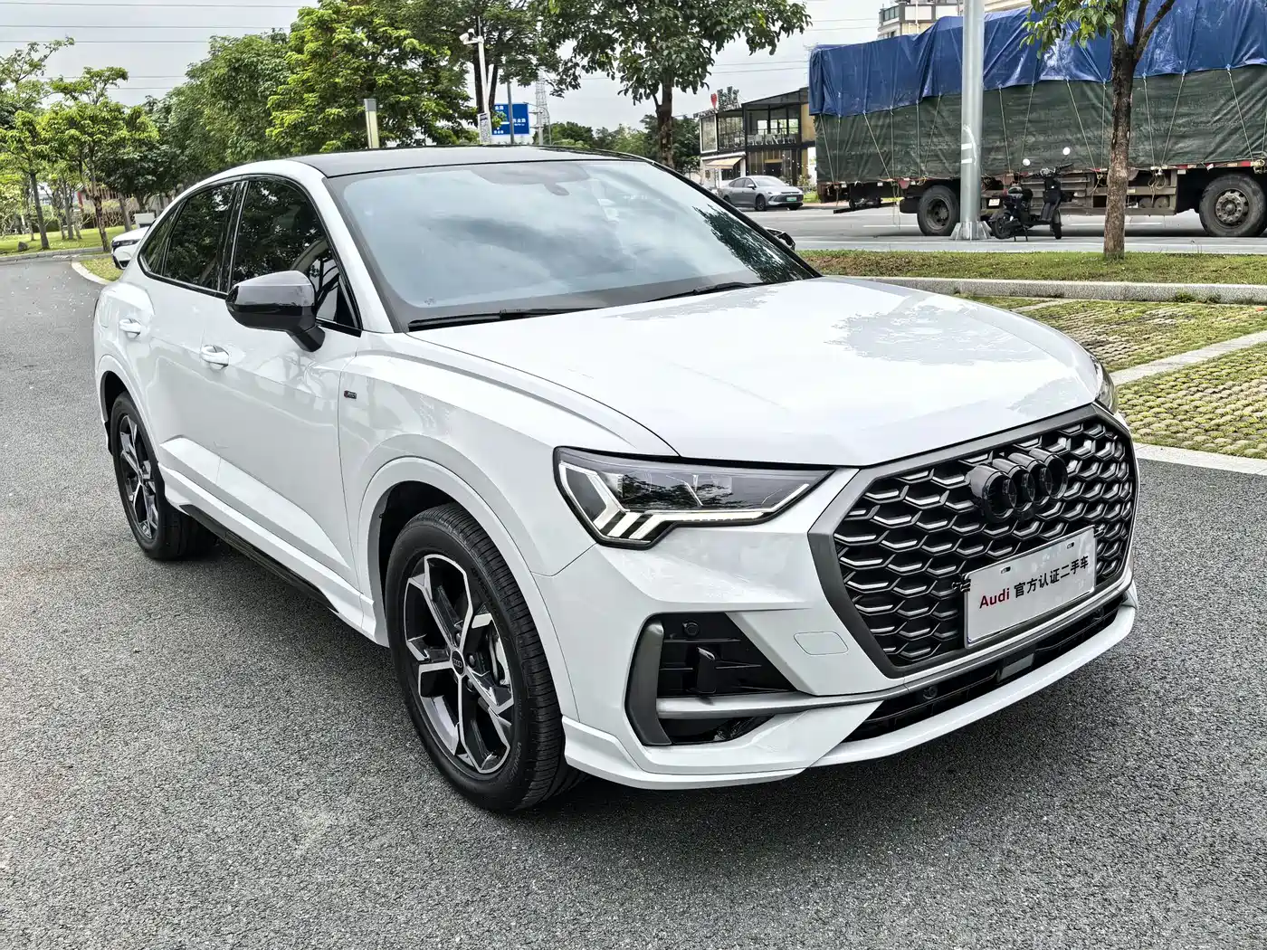 AUDI Q3 SPORTBACK