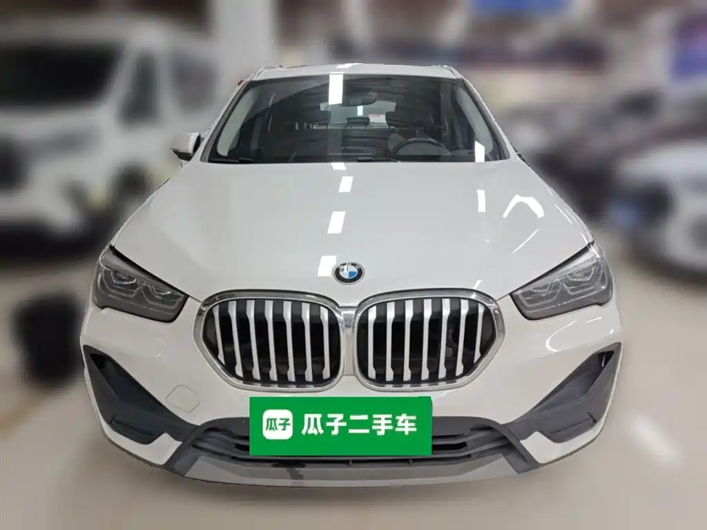 BMW X1 2020 sDrive20Li Fashion Model фото 3