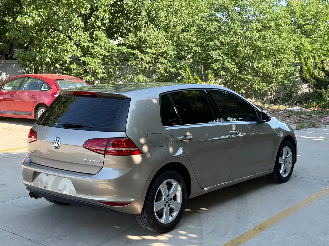 Volkswagen Golf 2016 230TSI Automatic Comfort фото 6