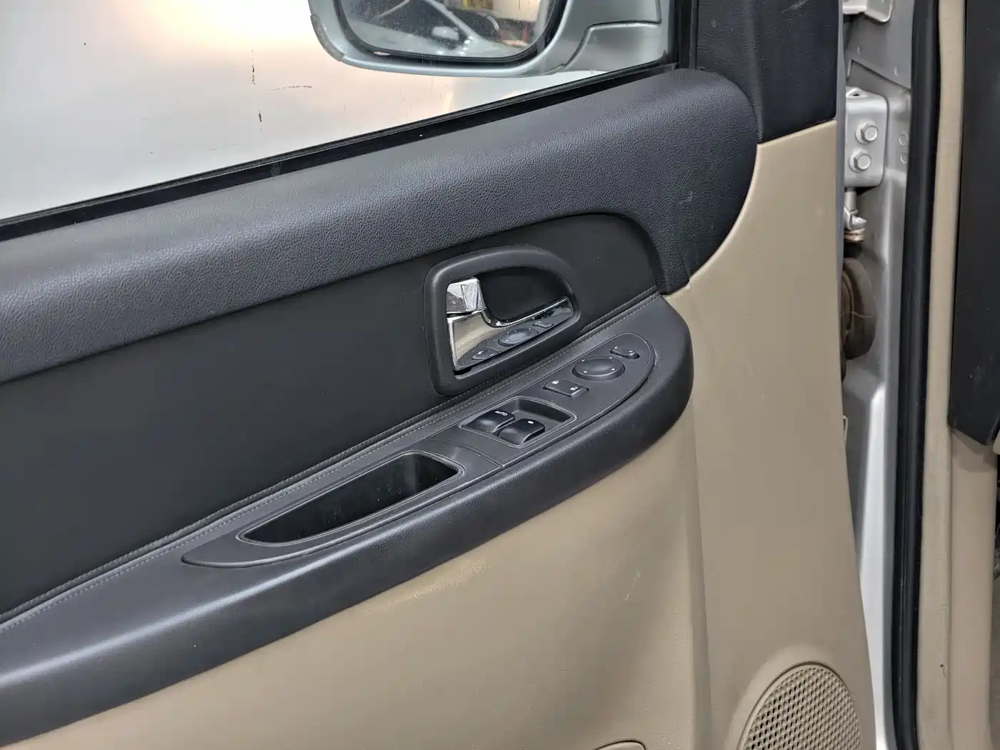 Buick GL8 2014 2.4L Executive Edition фото 12