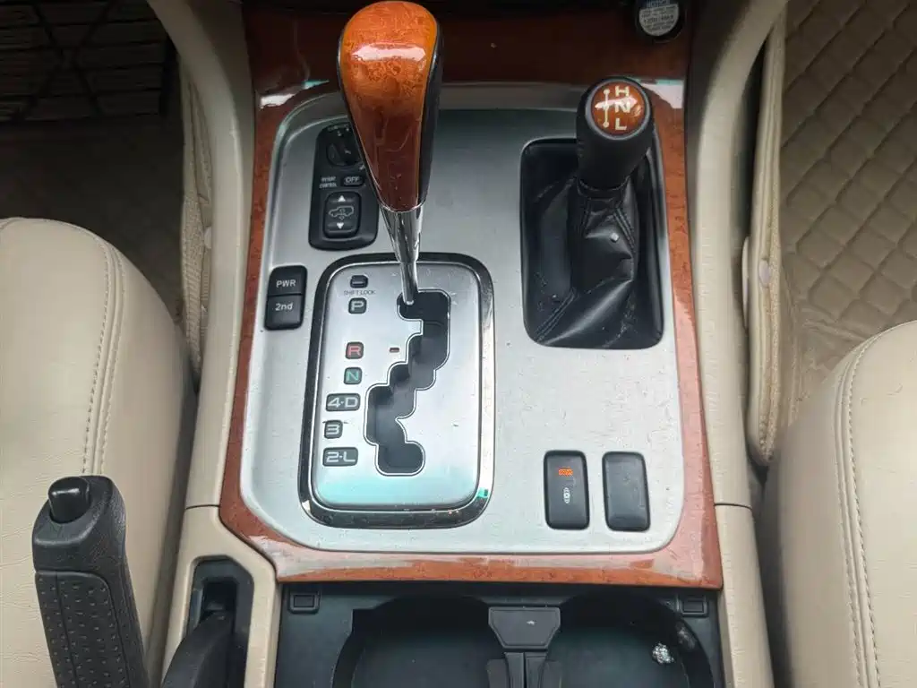 Lexus LX 2006 2005 470