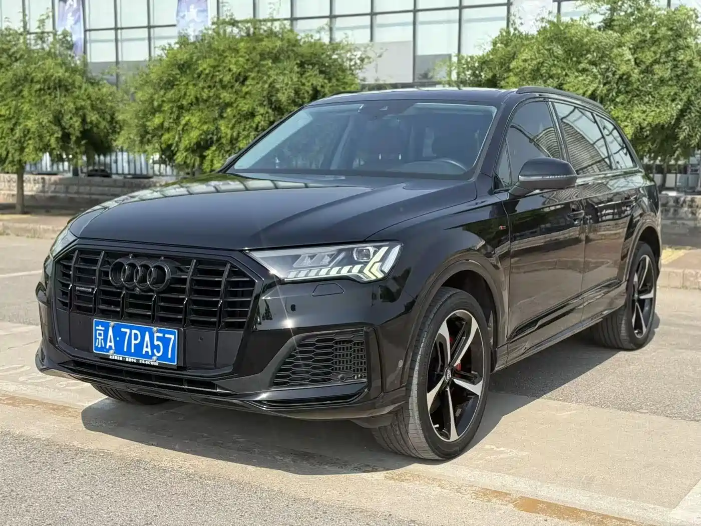 AUDI Q7
