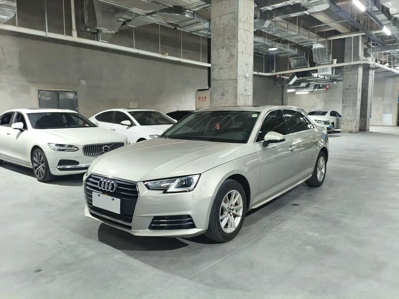 Audi A4L 2017 40 TFSI Progressive