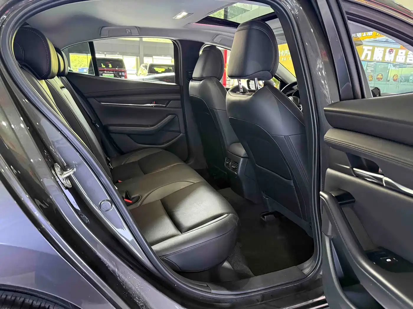 MAZDA 3 ANGKESAILA