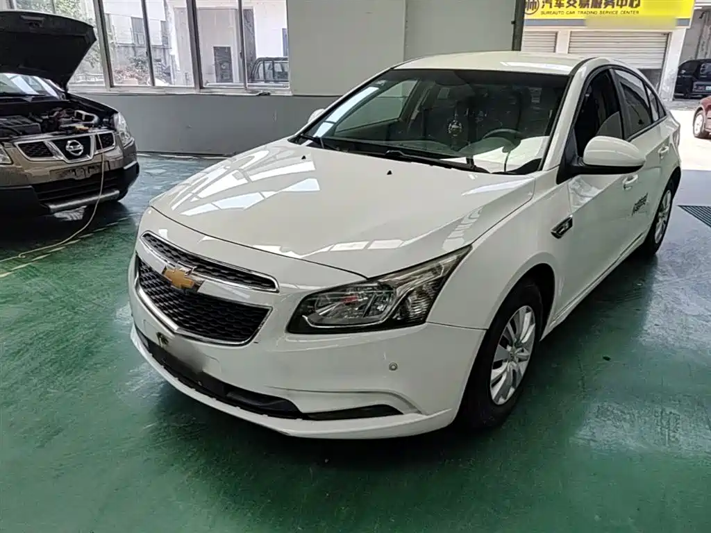Chevrolet Cruze 2015 1.5L Classic SL MT фото 2