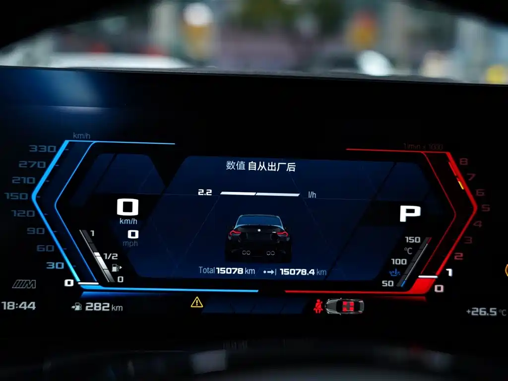 BMW M2 2024 M2 фото 11