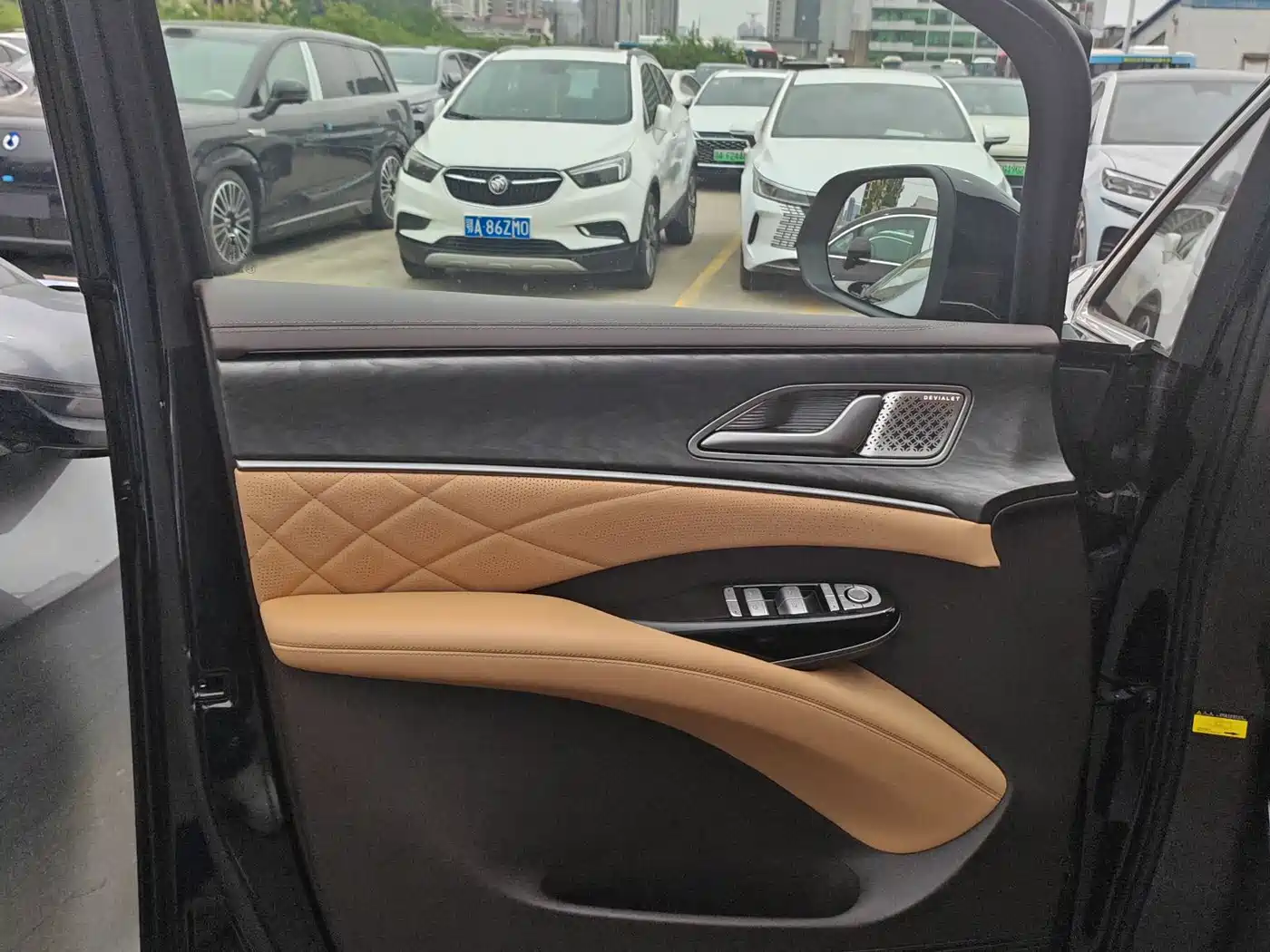 Denza D9 2025 DM-i Smart Driving Edition 1020 AWD Flagship фото 8
