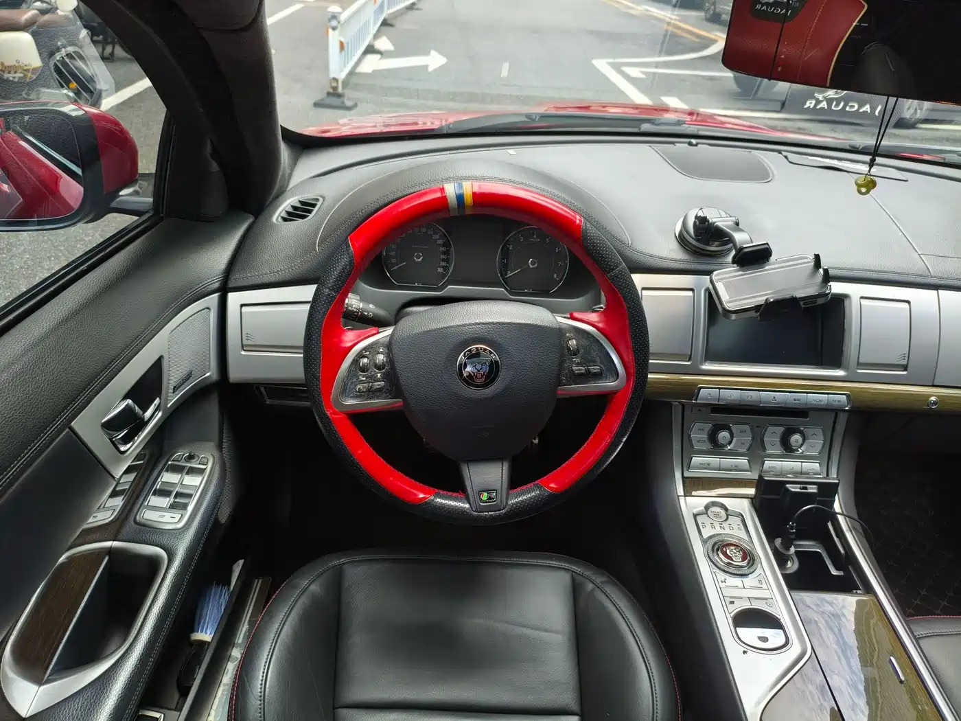 Jaguar XF 2014 2015 XF 3.0 SC R-Sport Luxury Edition