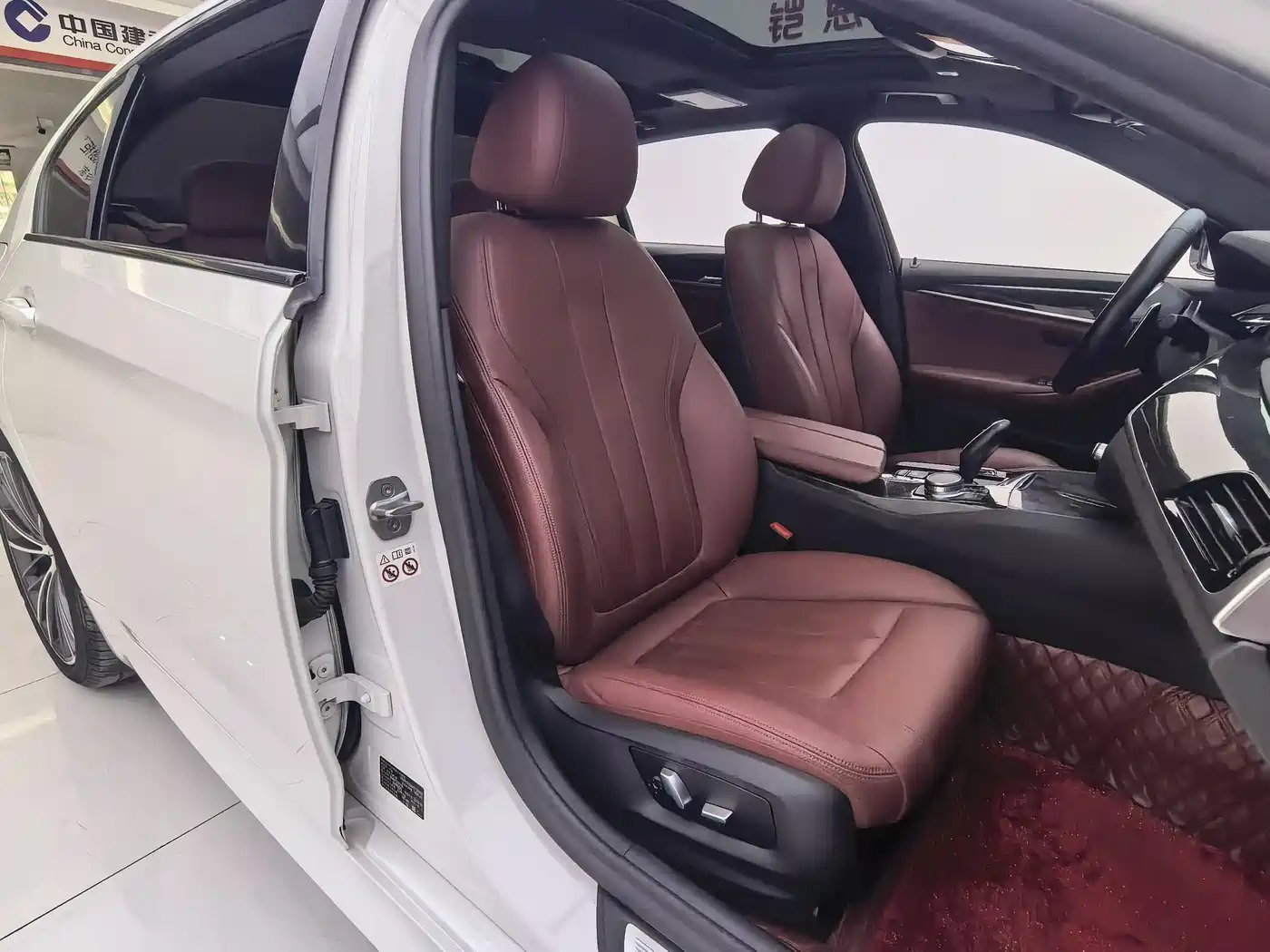 BMW 5 Series 2019 Facelift 530Li Leading M Sport Package фото 10