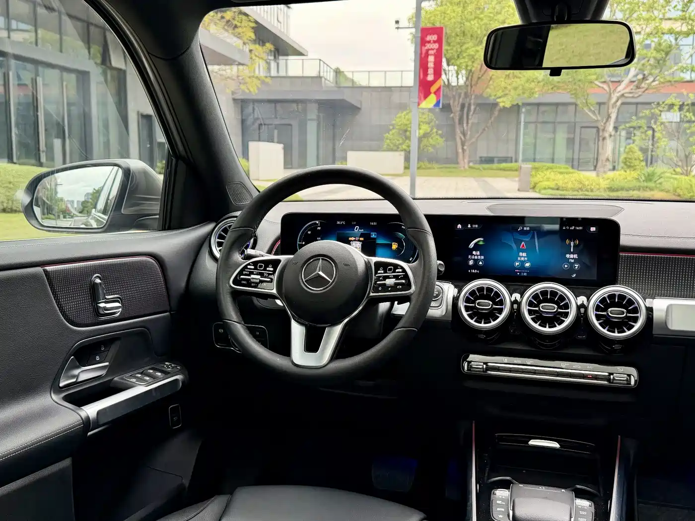 Mercedes-Benz GLB 2021 GLB 200 Style фото 24