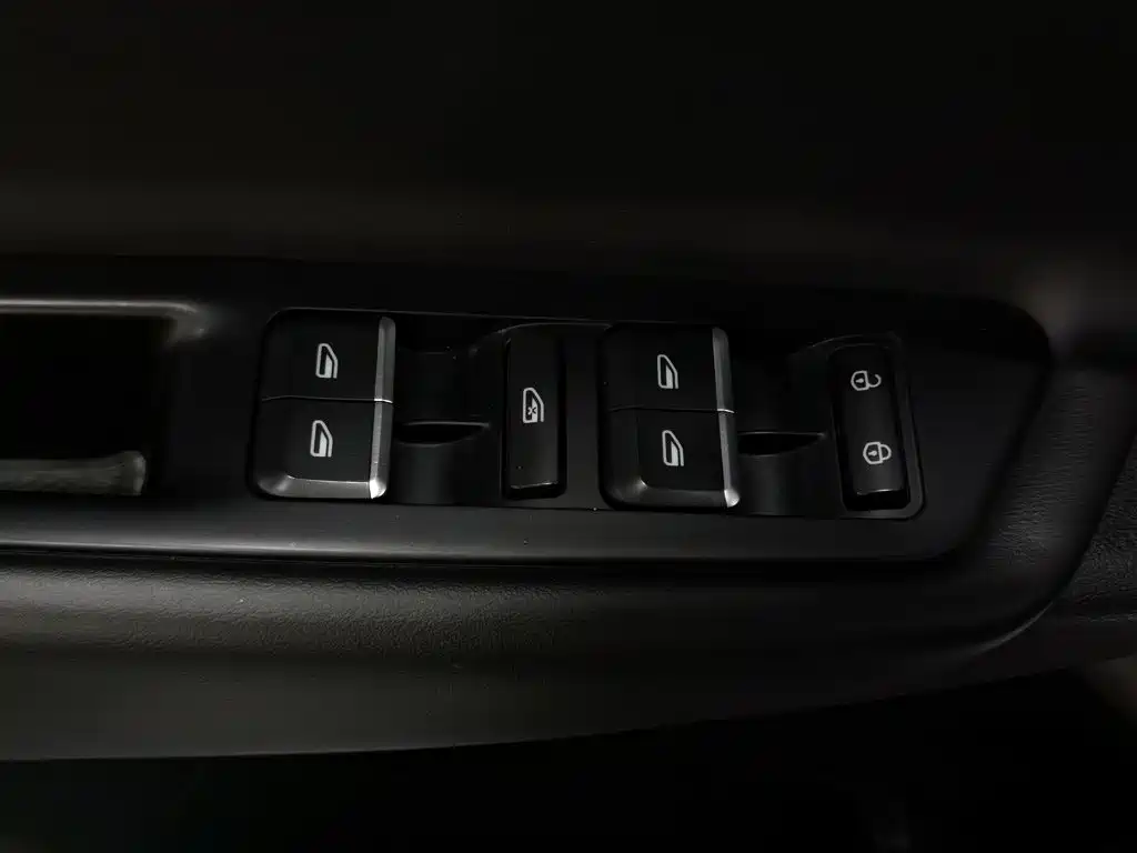 Geely Emgrand GL 2021 2021 UP 1.4T CVT Premium
