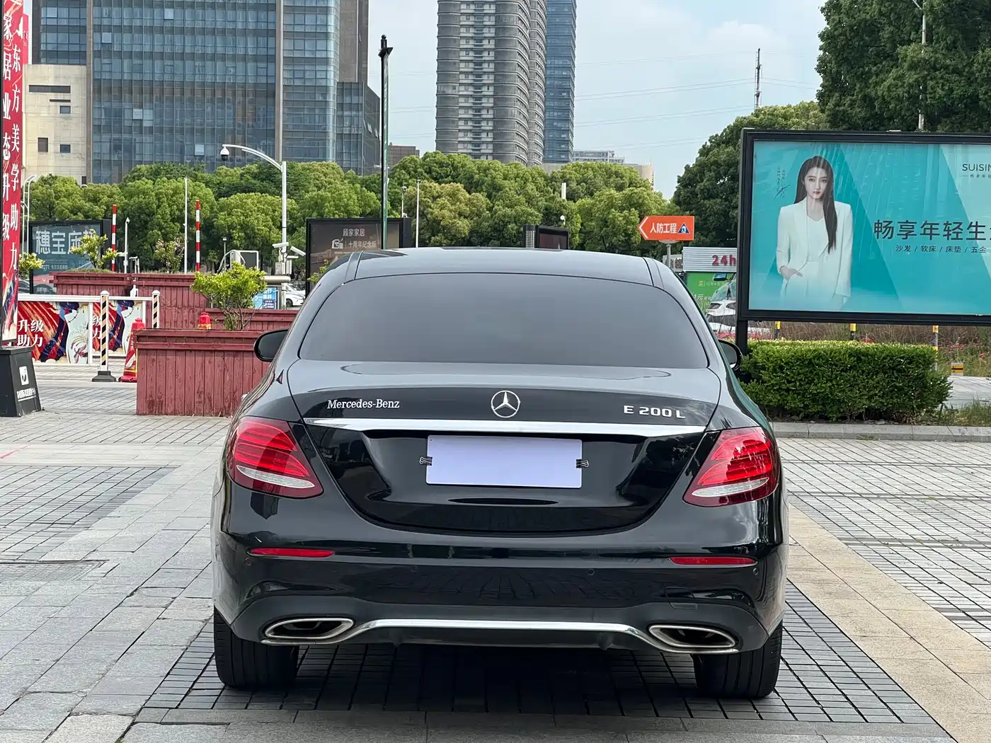 Mercedes-Benz E-Class 2018 E 200 L Sport фото 4