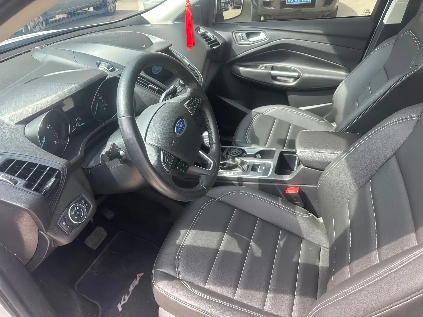 Photo 9 - Ford Kuga