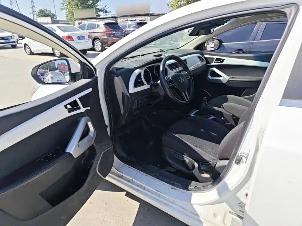 JAC Refine S2 2015 2015 1.5L Manual Luxury