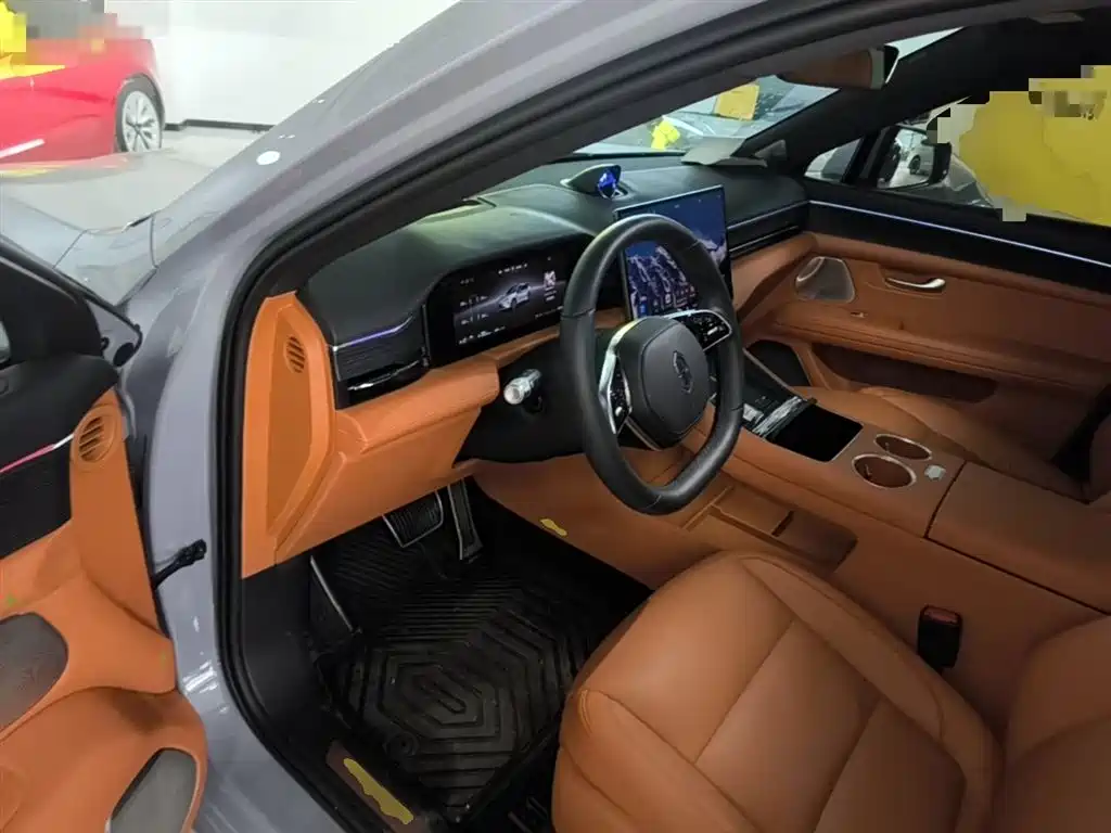AITO Wenjie AITO M5 2025 Extended Range Ultra AWD фото 16