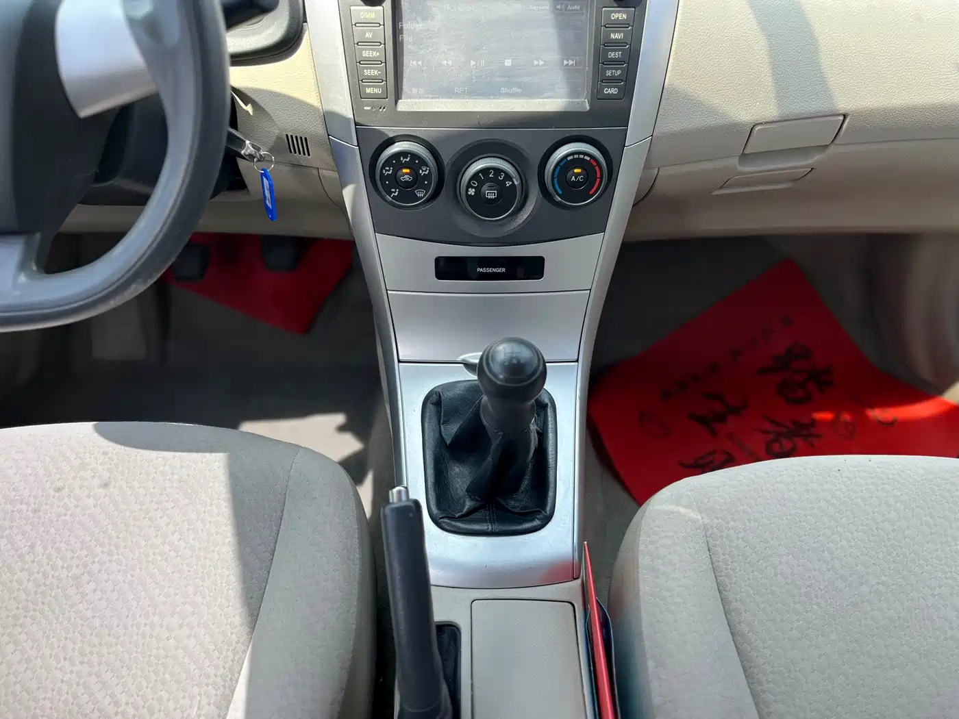 Toyota Corolla 2009 1.6L Manual GL Sunroof Special Edition фото 15