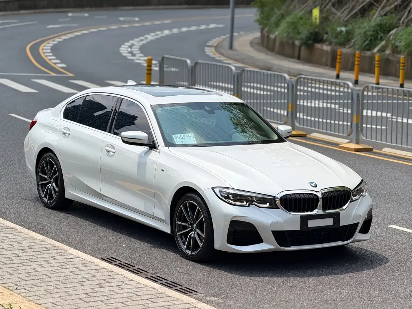 BMW 3 Series 2021 Facelift 325Li M Sport Package фото 3
