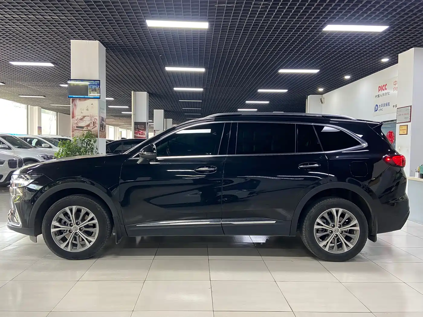 Buick Envision Plus 2023 Enclave Plus 652T 5-Seater Luxury фото 3