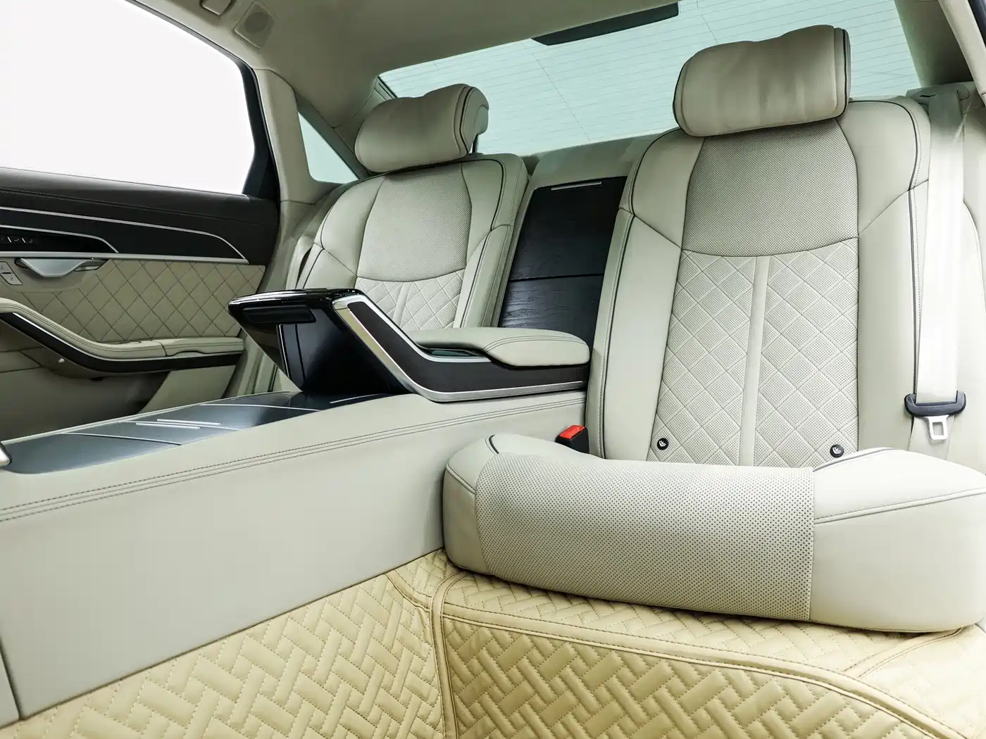 Audi A8 2024 2022 A8L Horch Founder's Edition Legendary