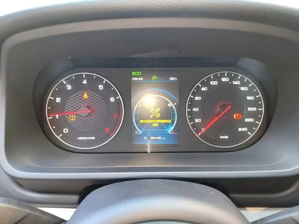 BYD Tang 2019 2019 2.0T Automatic Smart Connect Luxury 5-seater China VI