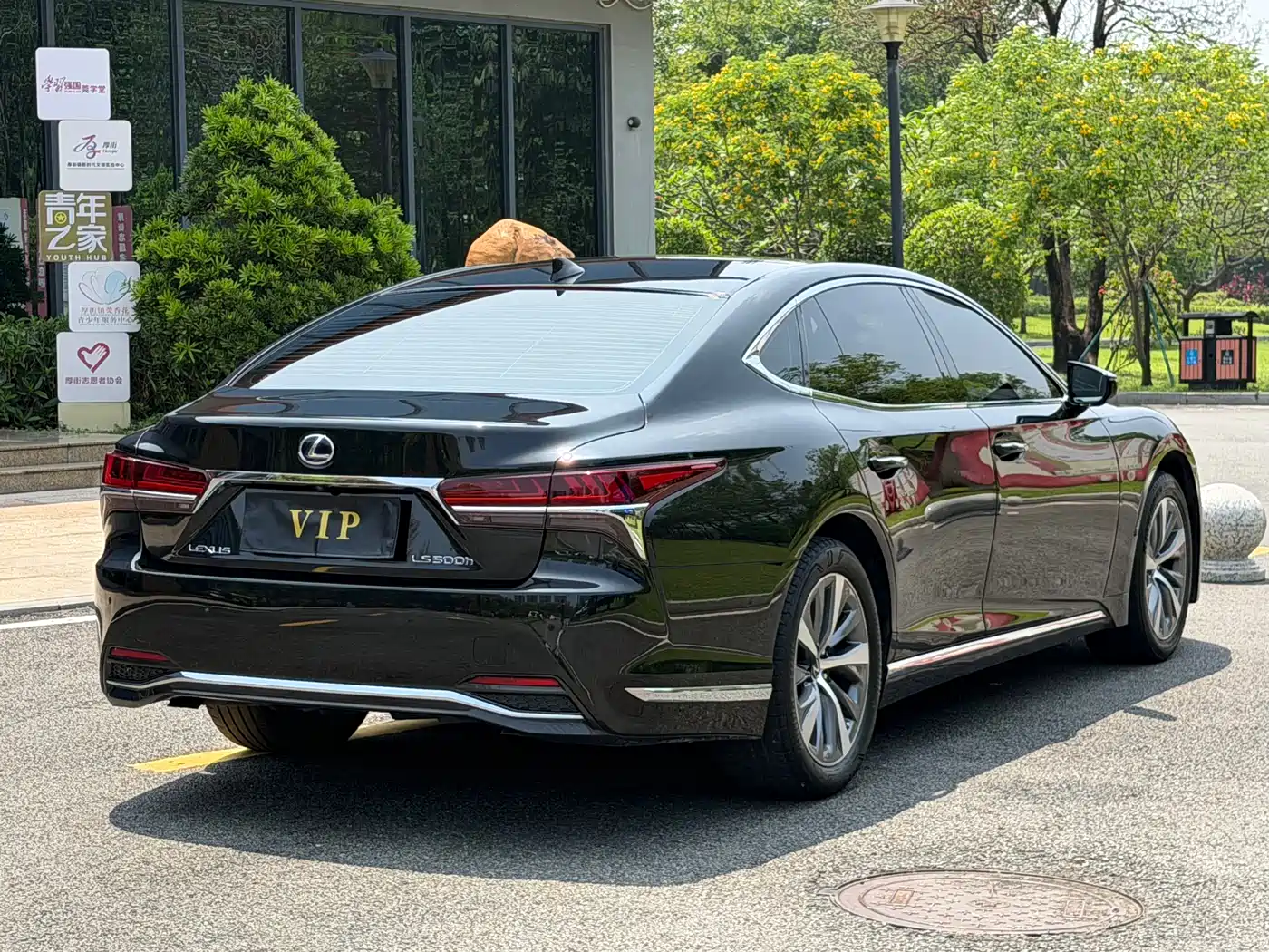 Lexus LS 2020 500h Excellence (China V) фото 5
