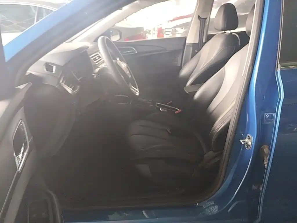 Roewe i5 2018 2019 1.5L Auto 4G Langhao Edition