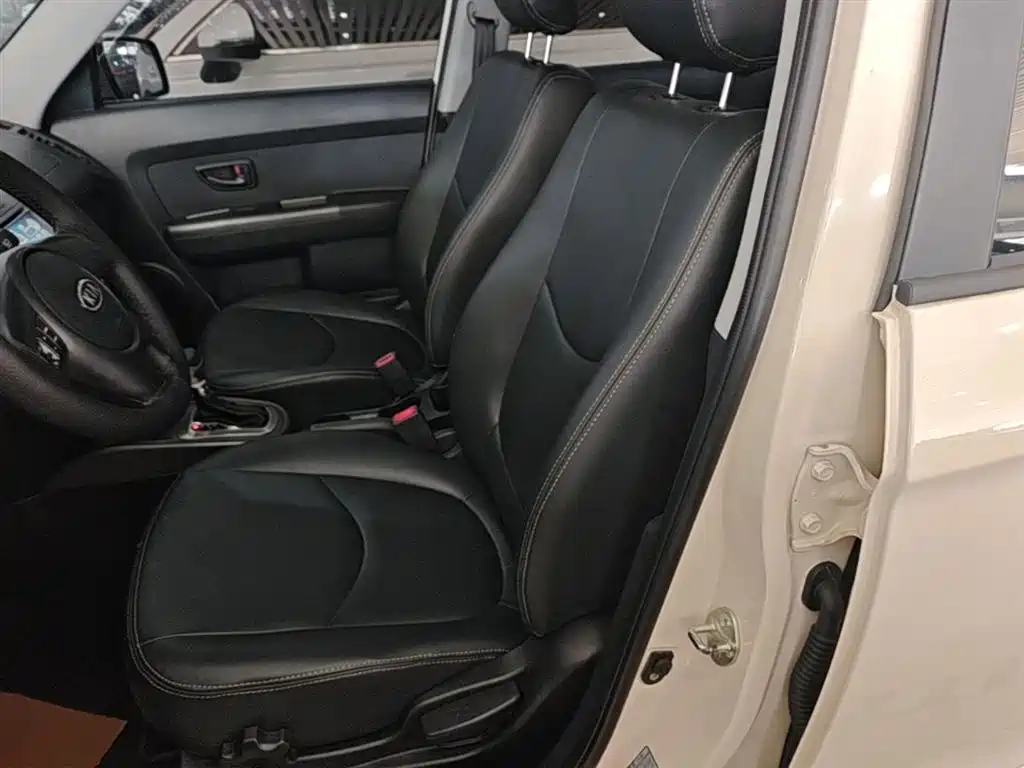 Kia Soul 2013 1.6L AT GL фото 15