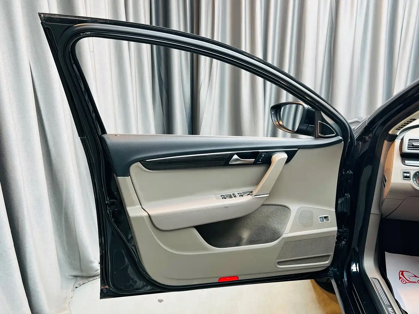 Volkswagen Magotan 2012 Facelift 2.0TSI Supreme фото 7