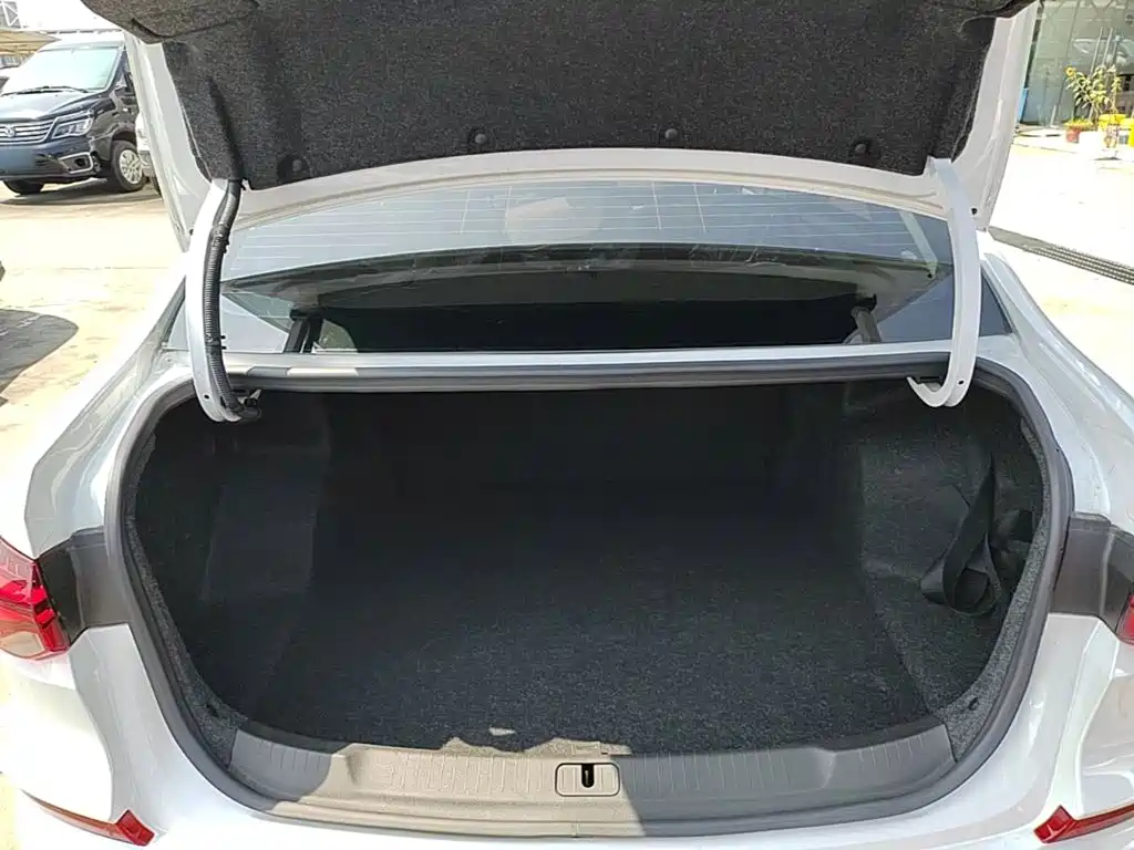 Chevrolet Monza 2024 2023 1.5L Dual-Clutch Enjoyment Edition