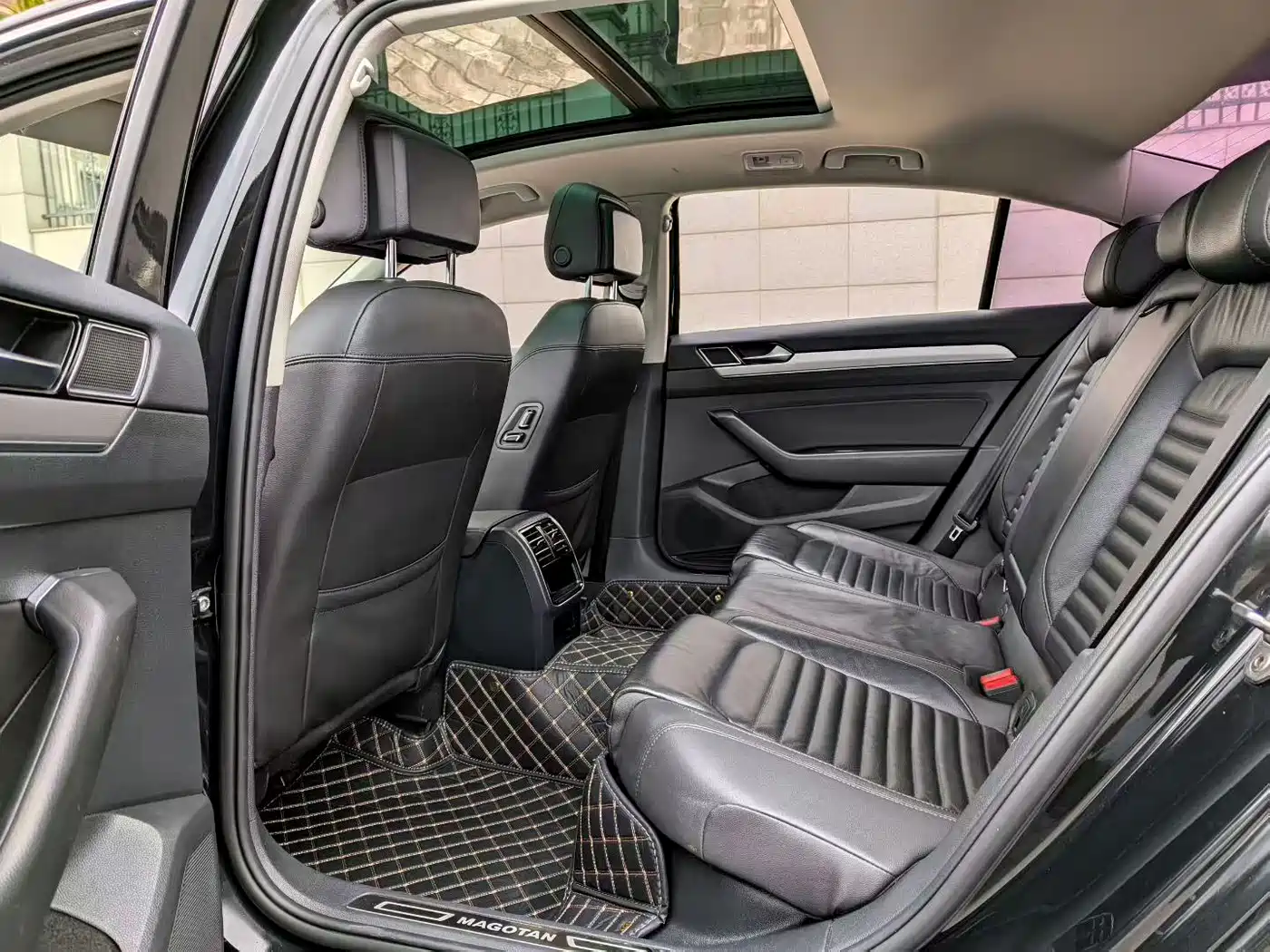 Volkswagen Magotan 2019 330TSI DSG Leading China VI фото 8