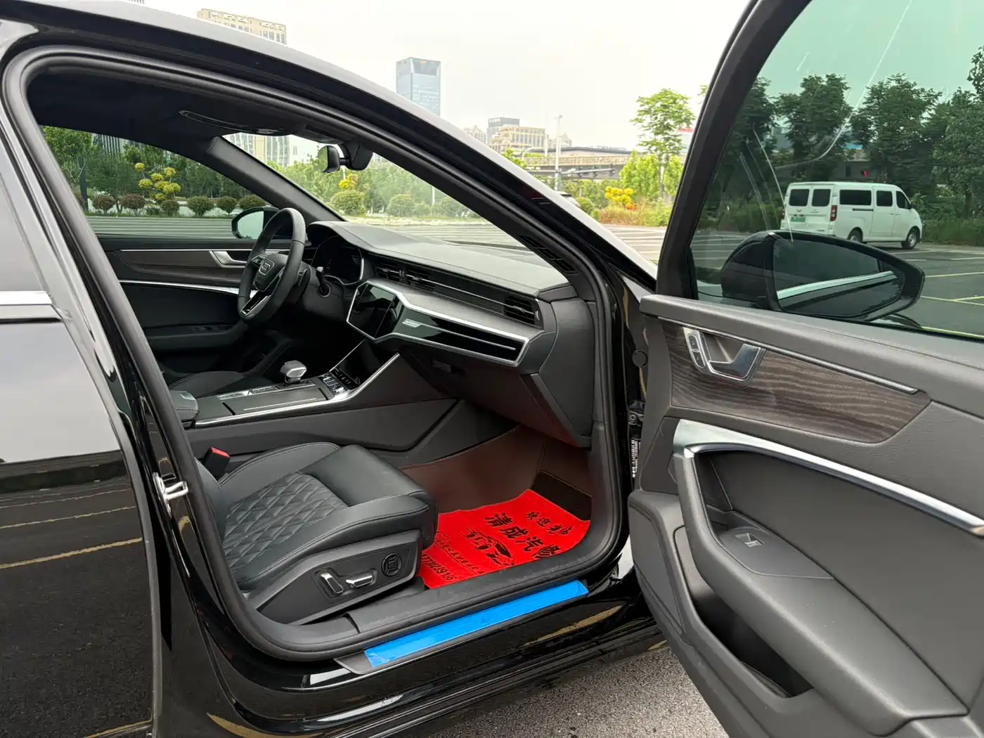 Audi A6L 2025 45 TFSI quattro Premium Sport фото 13