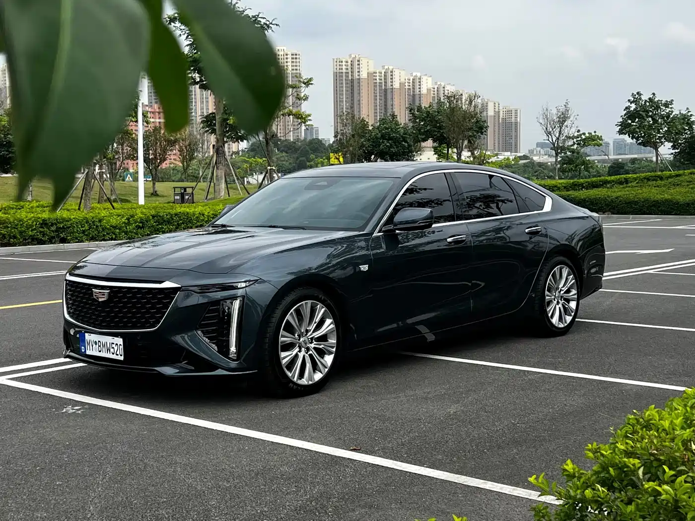 Cadillac CT6 2023 28T Premium Model
