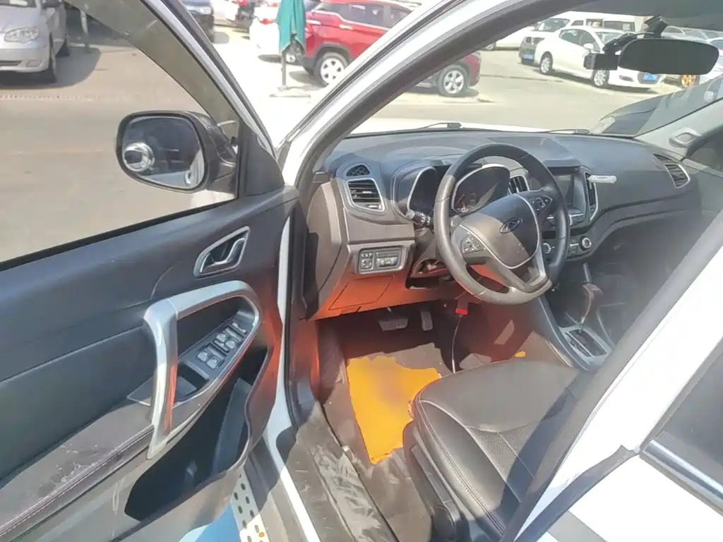 Chery Tiggo 5 2015 2014 2.0L CVT Family Comfort Edition