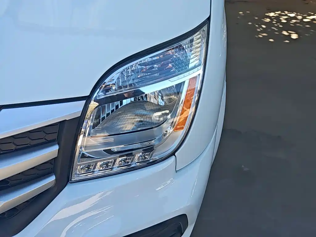 Photo 24 - Maxus Xintu V80